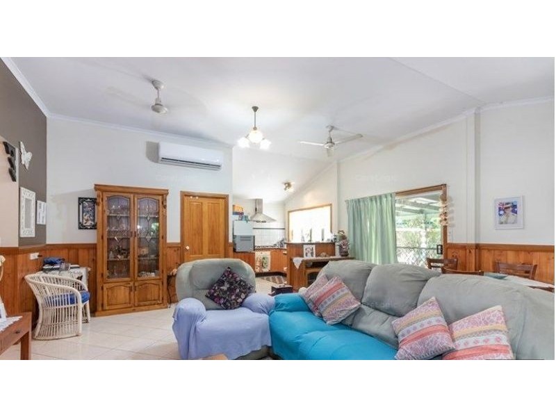 238 Wallace Road, Beachmere QLD 4510