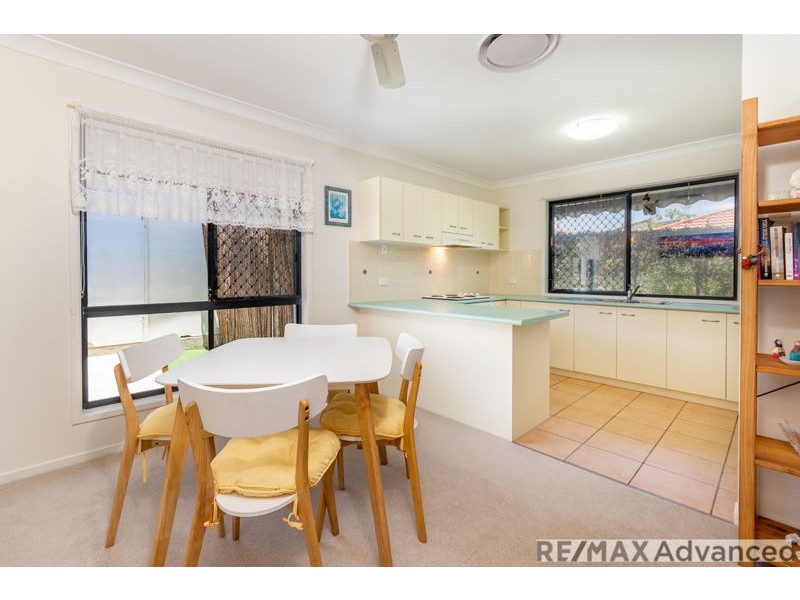 10/8 Spinnaker Drive (Seabreeze Court), Sandstone Point QLD 4511