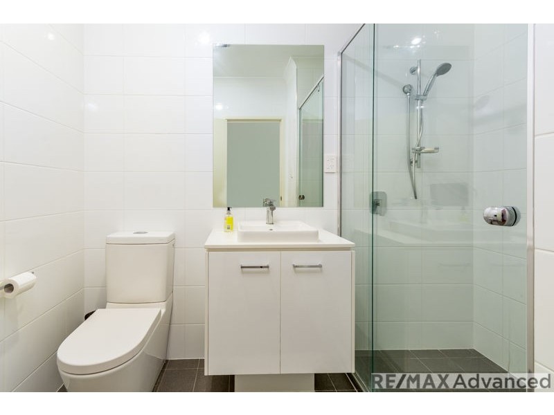 24 First Avenue, Bongaree QLD 4507