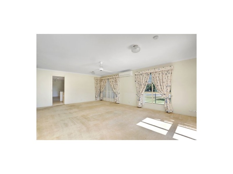 40 Dolphin Drive, Bongaree QLD 4507
