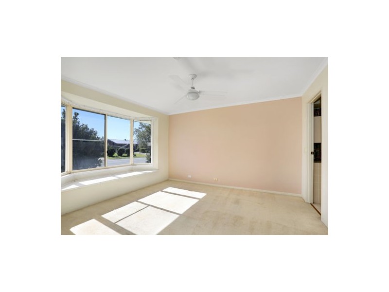 40 Dolphin Drive, Bongaree QLD 4507