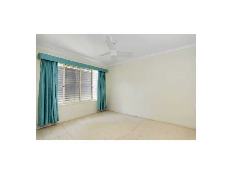 40 Dolphin Drive, Bongaree QLD 4507
