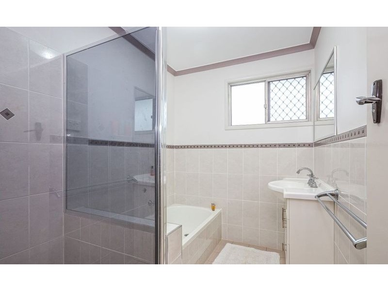 23 Gidya Street, Bongaree QLD 4507