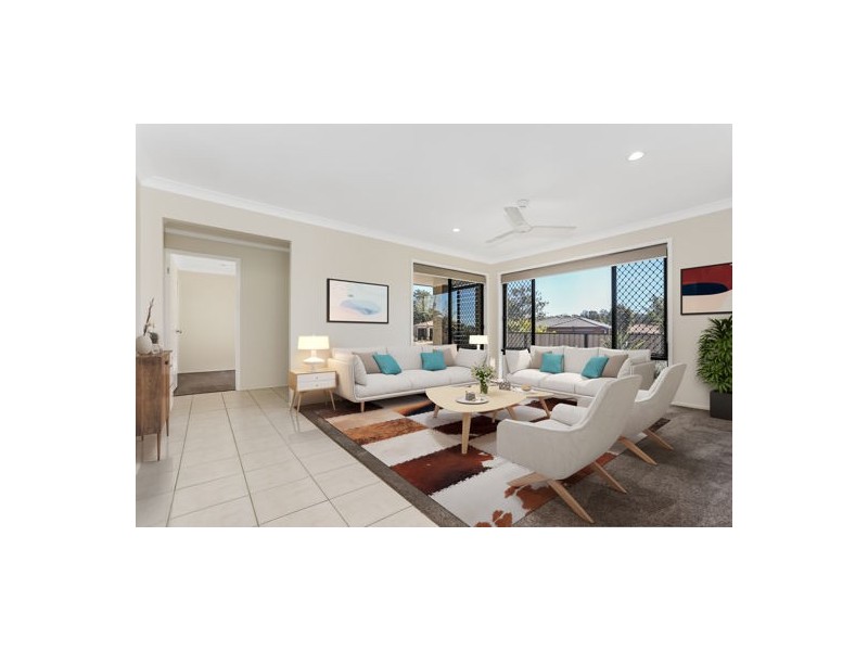 317 Bestmann Road, Sandstone Point QLD 4511