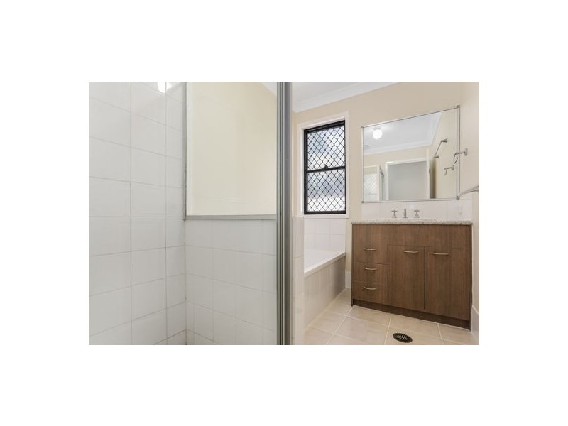 317 Bestmann Road, Sandstone Point QLD 4511