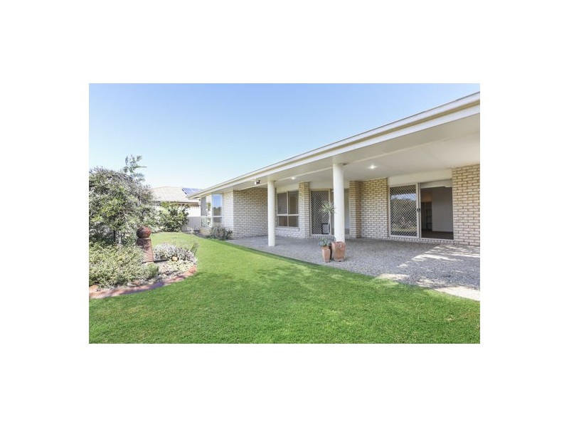 10 Protea Drive, Bongaree QLD 4507
