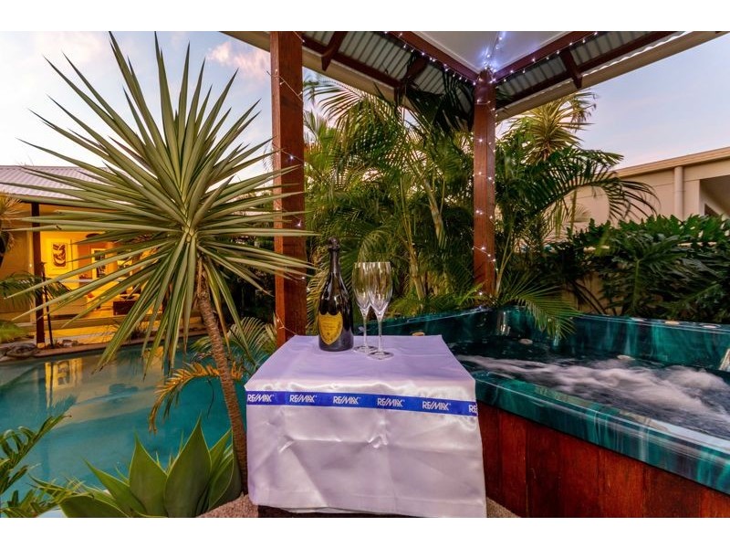19 Seaside Drive, Banksia Beach QLD 4507