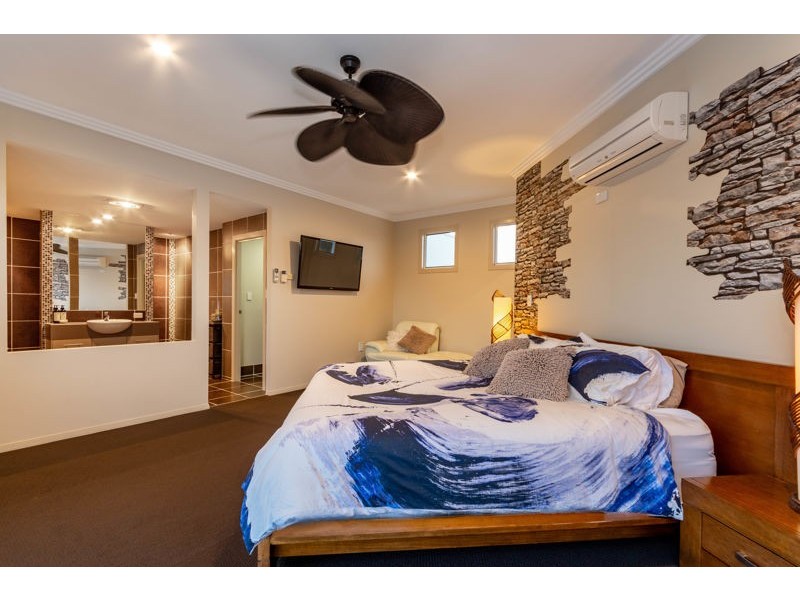 19 Seaside Drive, Banksia Beach QLD 4507