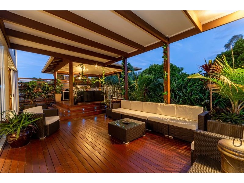 19 Seaside Drive, Banksia Beach QLD 4507
