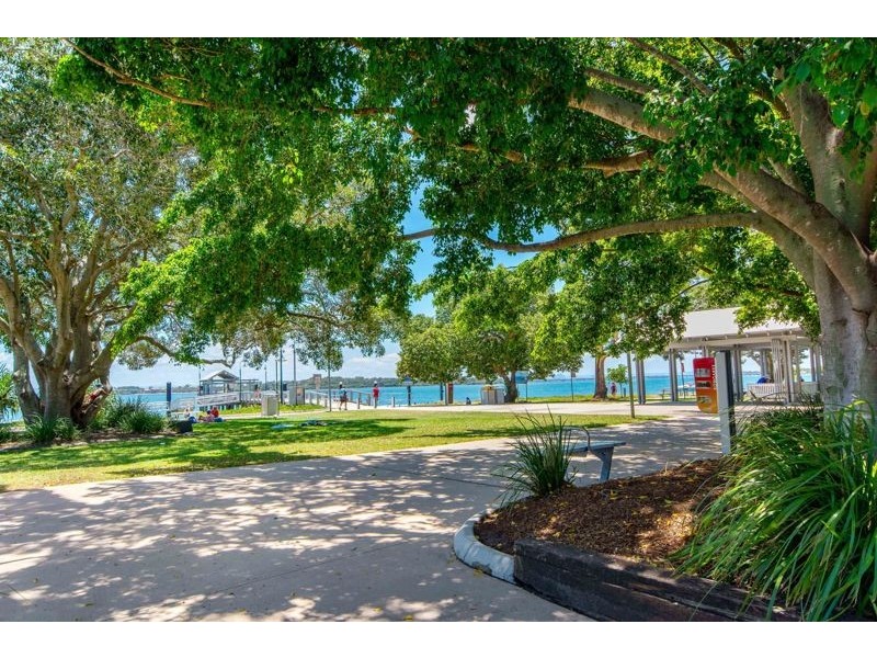 15 Hill Street, Bongaree QLD 4507