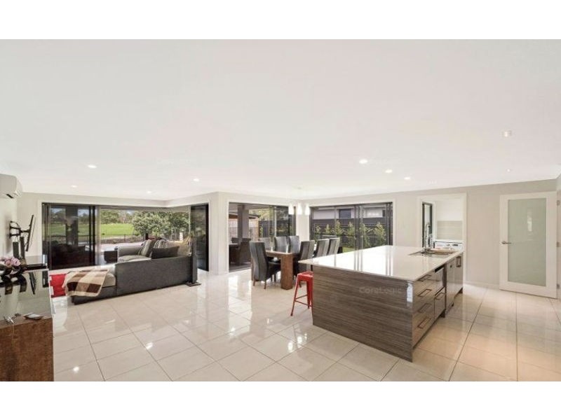 16 Foxtail Crescent, Banksia Beach QLD 4507