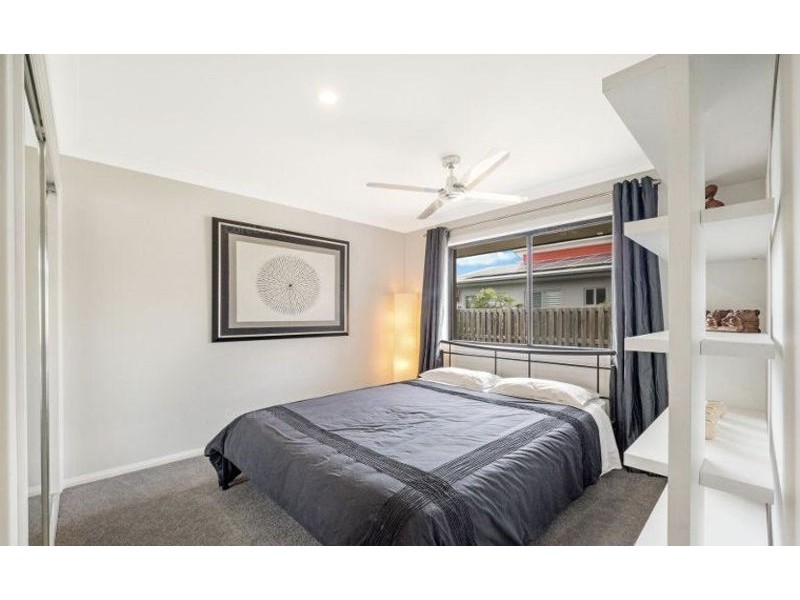 16 Foxtail Crescent, Banksia Beach QLD 4507