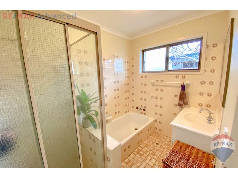 52 Spowers St, Bongaree QLD 4507