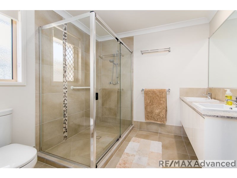 13 Beaufort Circuit, Banksia Beach QLD 4507
