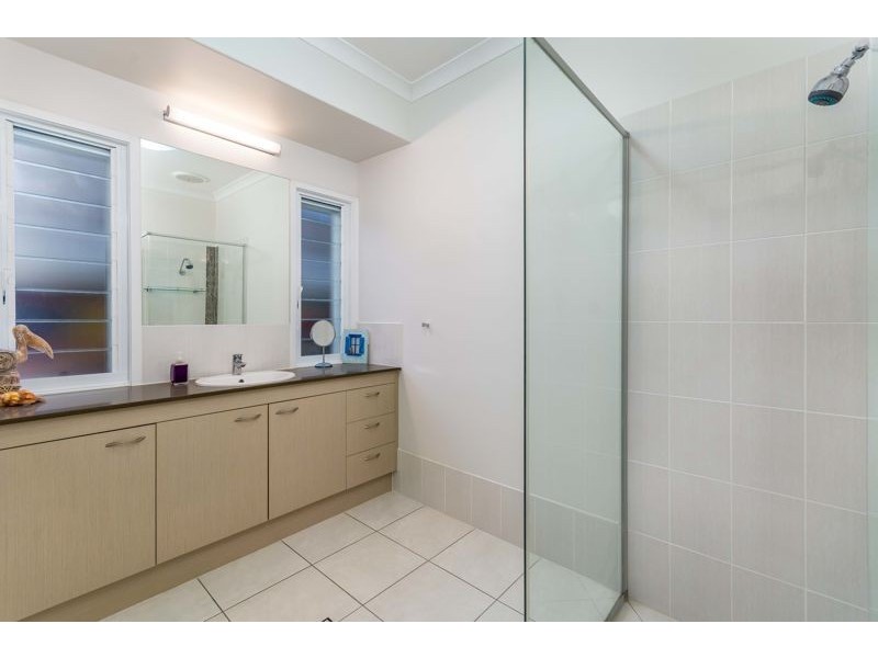 39 Blueberry Street, Banksia Beach QLD 4507