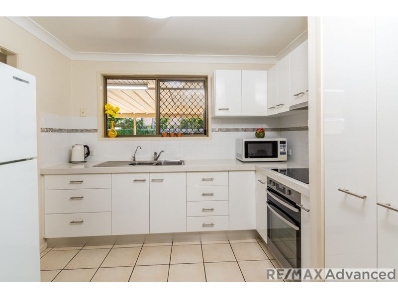 21 Cosmos Avenue, Banksia Beach QLD 4507