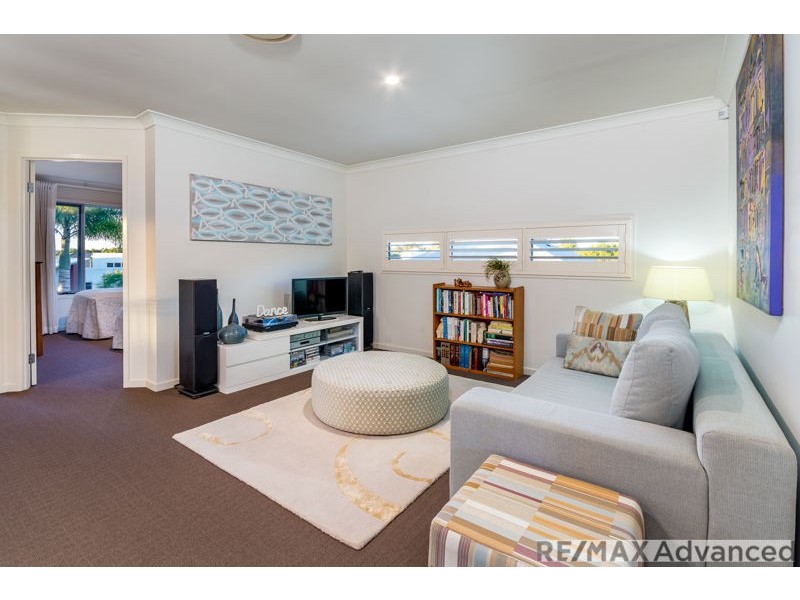 17 Dunebean Drive, Banksia Beach QLD 4507