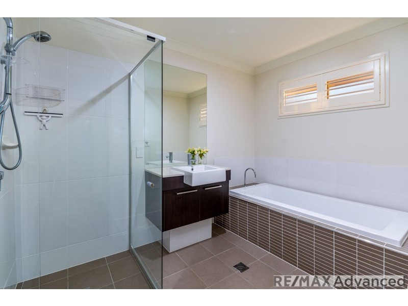 17 Dunebean Drive, Banksia Beach QLD 4507