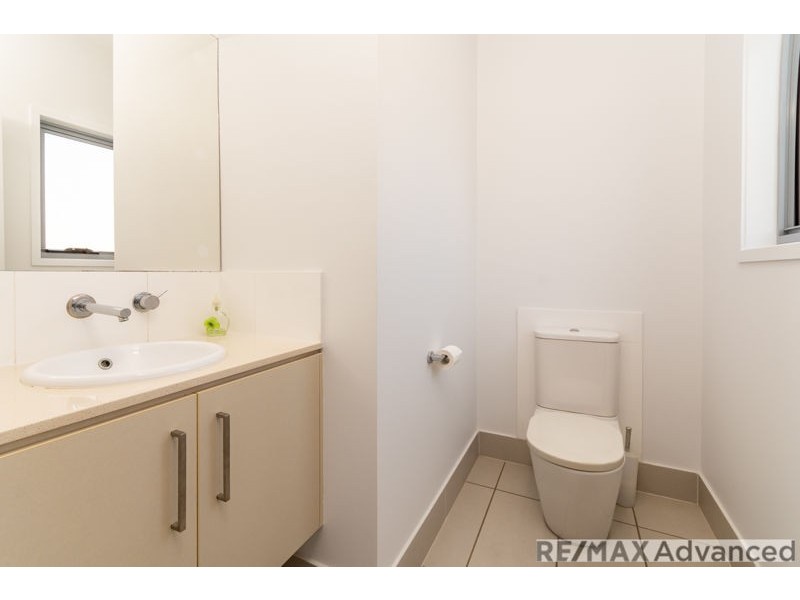 3/11 Wattle Avenue, Bongaree QLD 4507