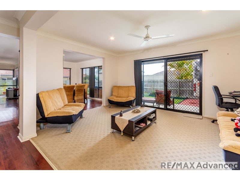 48 Mossman Way, Sandstone Point QLD 4511