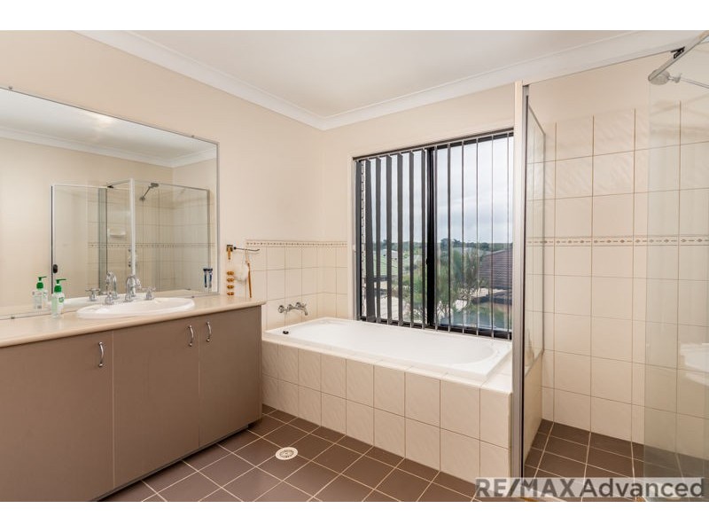 48 Mossman Way, Sandstone Point QLD 4511