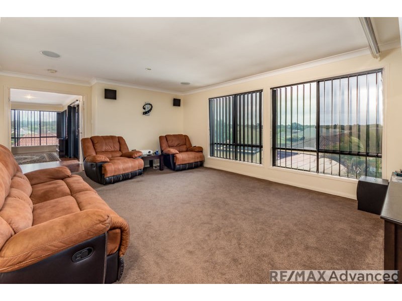 48 Mossman Way, Sandstone Point QLD 4511