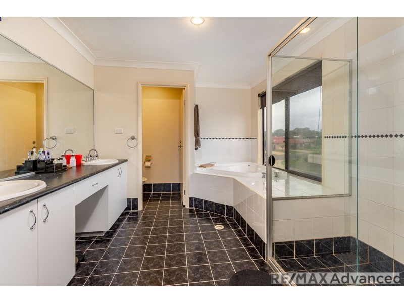 48 Mossman Way, Sandstone Point QLD 4511