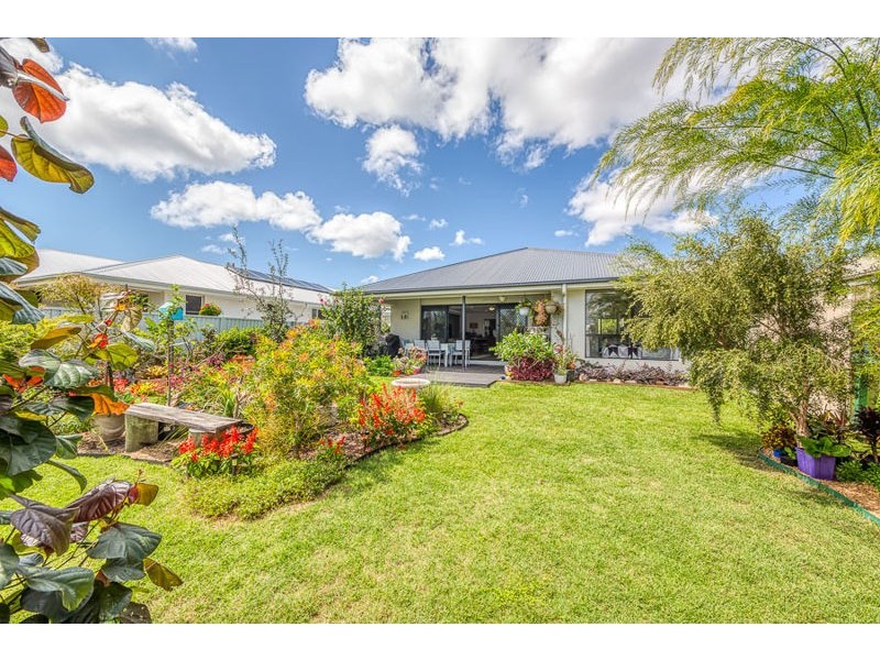 27 Honeymyrtle Street, Banksia Beach QLD 4507