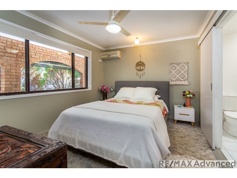 4 Captain Cook Drive, Banksia Beach QLD 4507