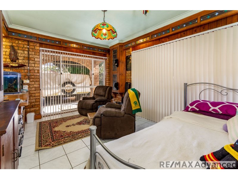 4 Captain Cook Drive, Banksia Beach QLD 4507