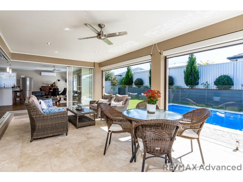 15 Corymbia Way, Banksia Beach QLD 4507