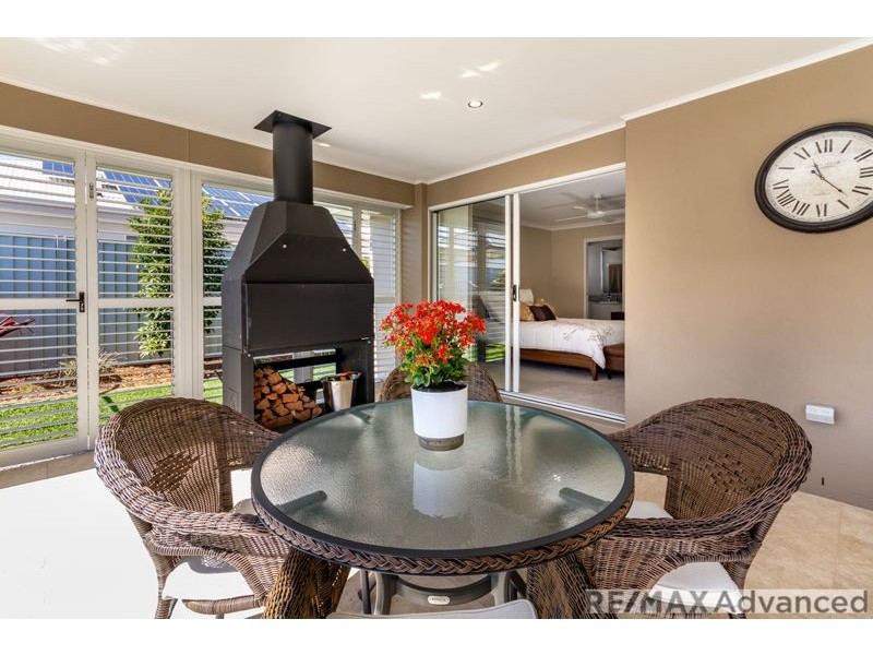 15 Corymbia Way, Banksia Beach QLD 4507