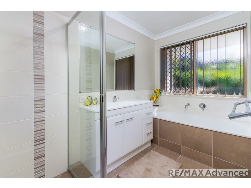 90 Foxtail Crescent, Banksia Beach QLD 4507