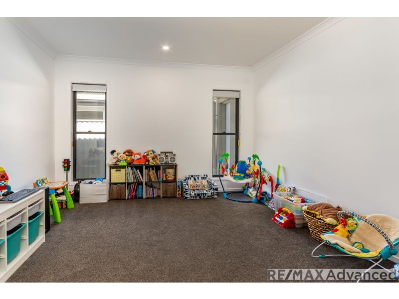 7 Caleana Close, Banksia Beach QLD 4507