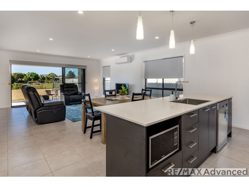 7 Caleana Close, Banksia Beach QLD 4507