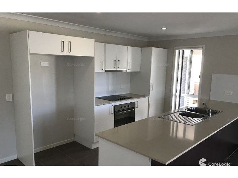 47 Adam Street, Beachmere QLD 4510