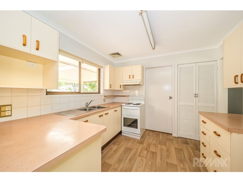 7 Emu Walk, Bongaree QLD 4507