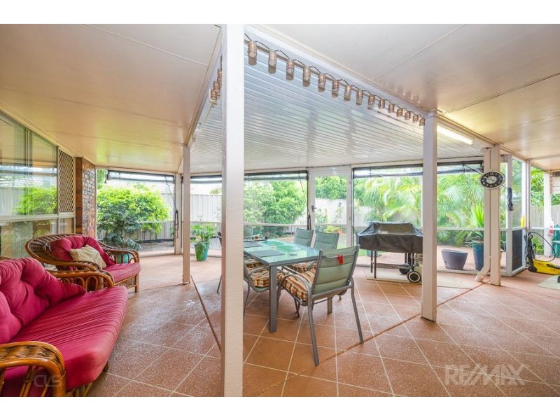 18 Lee Avenue, Bongaree QLD 4507