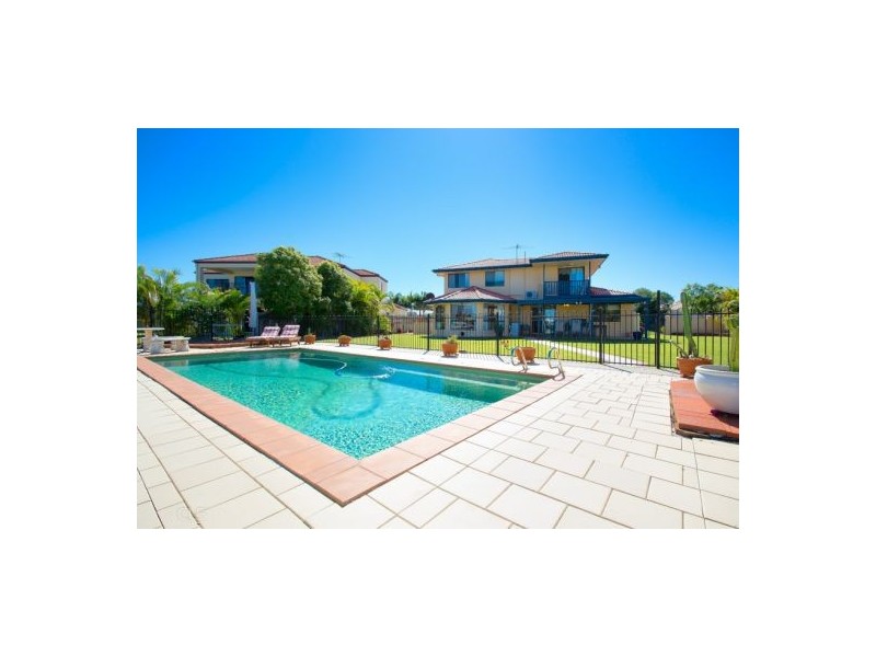 41 Voyagers Drive, Banksia Beach QLD 4507