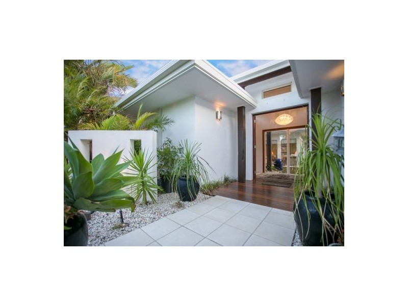 28 Marina, Banksia Beach QLD 4507