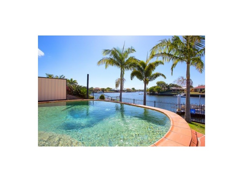 14 Catamaran Court, Banksia Beach QLD 4507