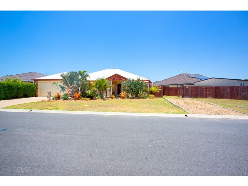 15 Bilinga Crt, Sandstone Point QLD 4511