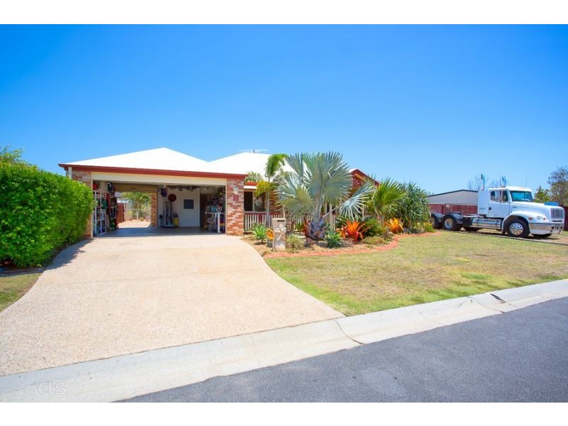 15 Bilinga Crt, Sandstone Point QLD 4511