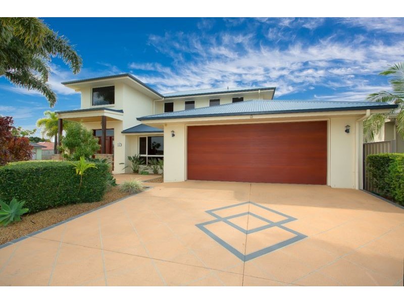 52 FLAMINGO DRIVE, Banksia Beach QLD 4507