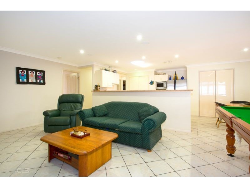 37 Schooner Court, Banksia Beach QLD 4507