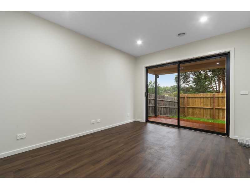 2/26 CALEY STREET, Frankston North VIC 3200