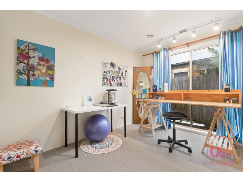 8 Heatherwood Grove, Langwarrin VIC 3910