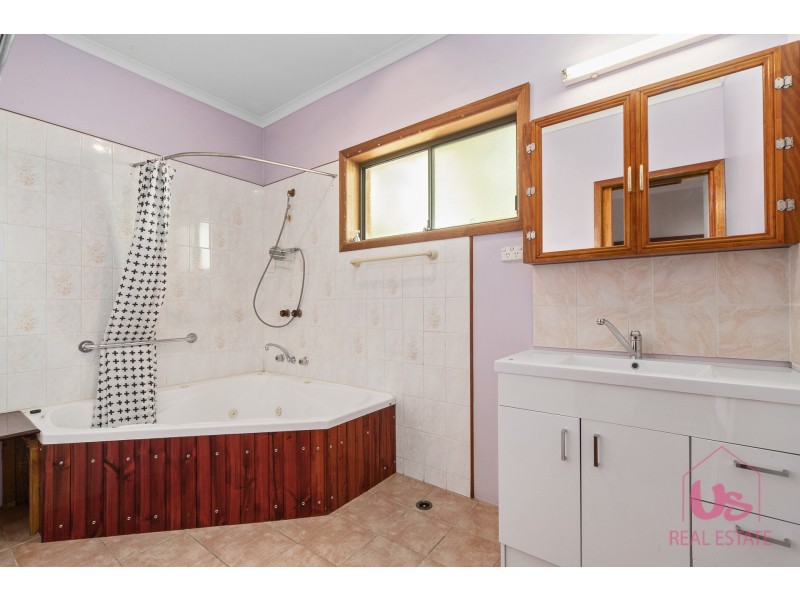 27B Canberra Street, Patterson Lakes VIC 3197