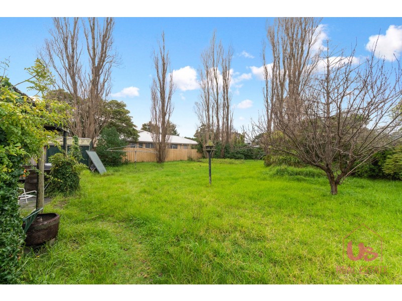 2 Woodlea Court, Frankston VIC 3199