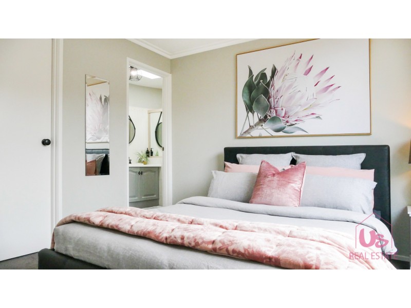 4 Woodside Avenue, Frankston South VIC 3199